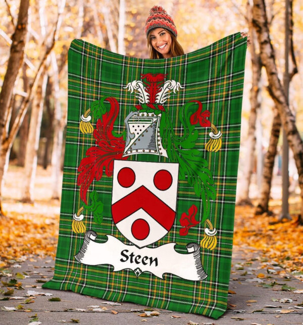 Ireland Premium Blanket - Steen Ireland Blanket Irish National Tartan - Image 4